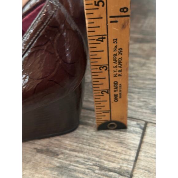 Coach Women's Brown Patent Leather JAYDEN PEEPTOE Wedge Pumps Heels Size 8 - Picture 10 of 13